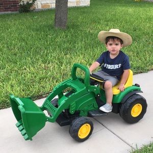 Meet your Posher, Celina